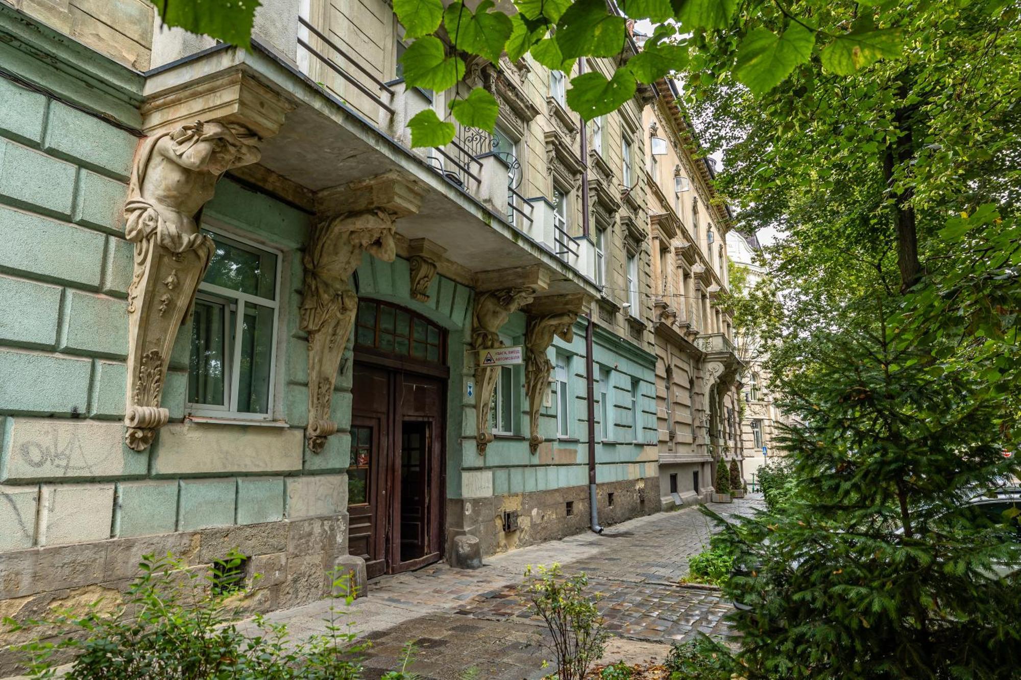 Avangard Green Park Іі Apart Liov Exterior foto